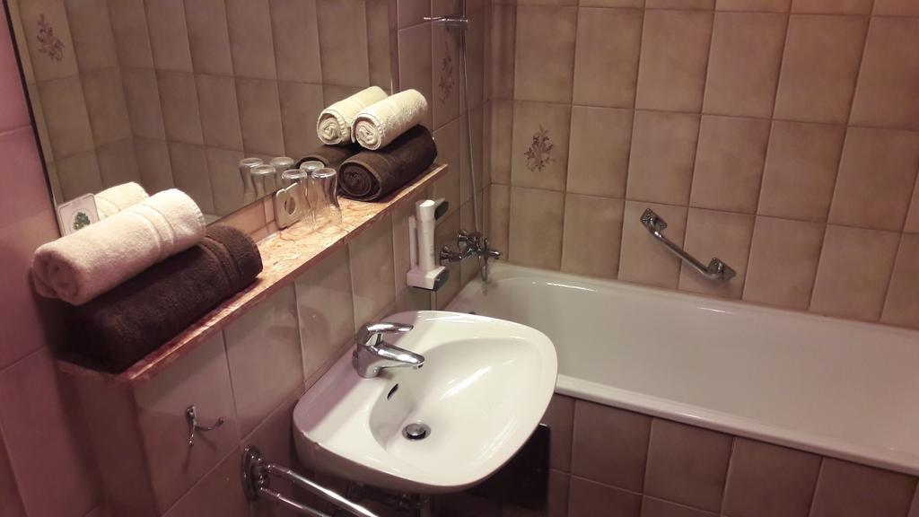 Hotel Sonnhof-غوربمينغ المظهر الخارجي الصورة